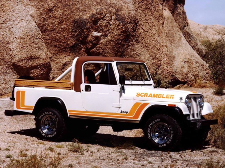  Jeep CJ-8 Scrambler 1981 года  (фото 4 из 5)